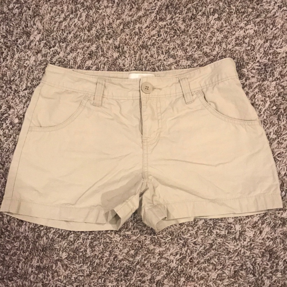 Old Navy khaki shorts